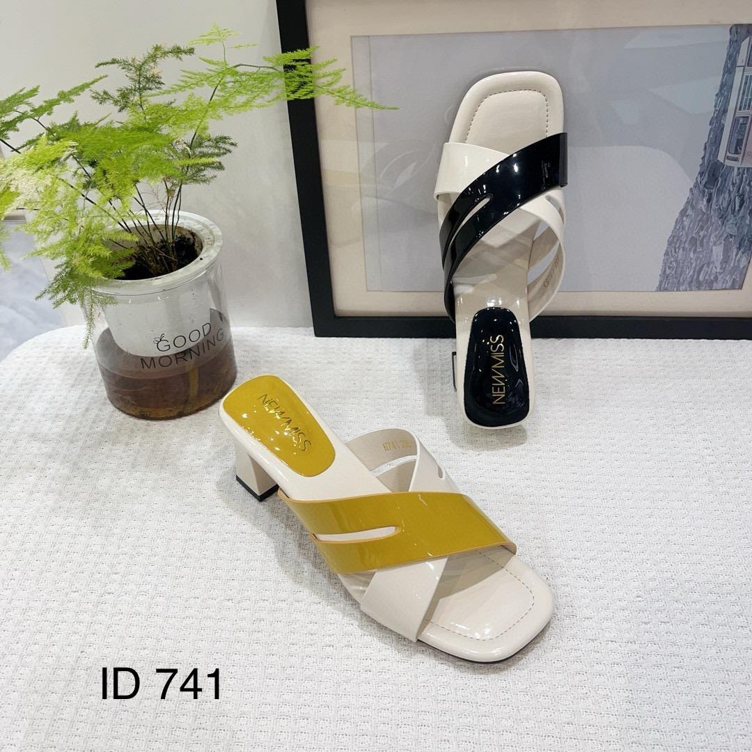 Ladies shoe