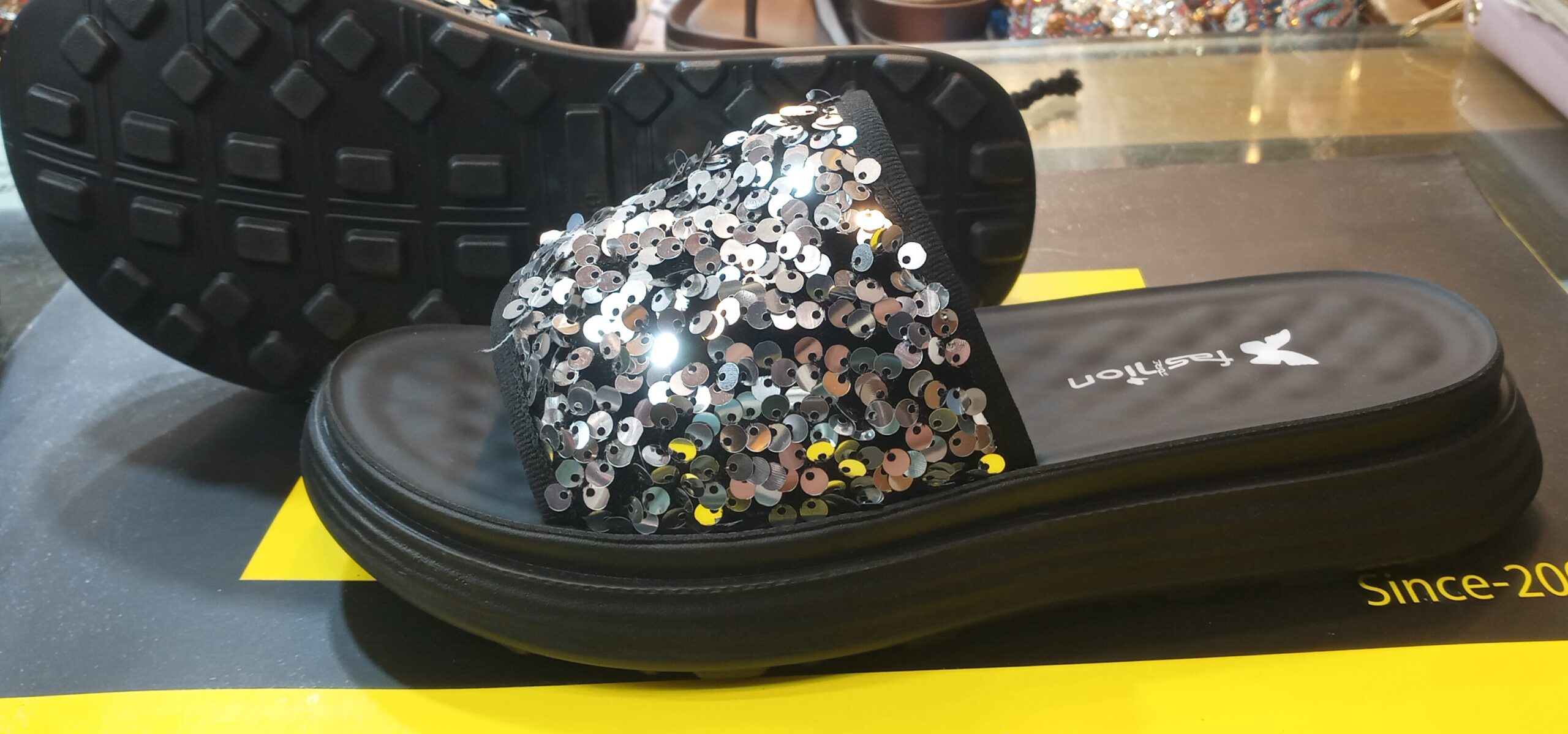 ladies shoe