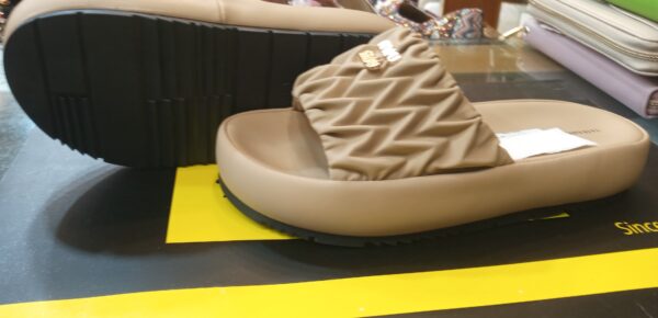 ladies shoe - Image 5